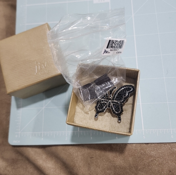 NWT JTV Butterfly Black Spinel Rhodium Over Sterling Silver 3.50ctw Ring Size 7 - Picture 6 of 6